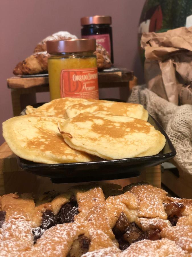 Hotel Ristorante Al Fiore 佩斯基耶拉德加达 外观 照片